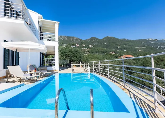 Villa Elli Epavlis Private Pool Starlink Wifi Near Barbati Spartylas
