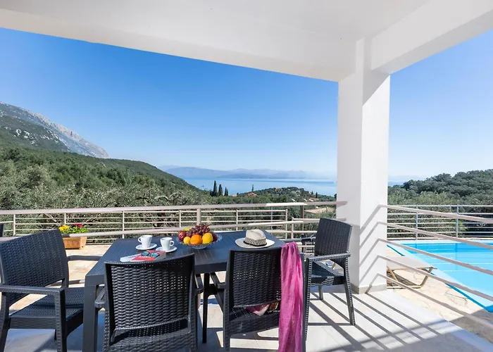 Villa Elli Epavlis Private Pool Starlink Wifi Near Barbati Spartylas