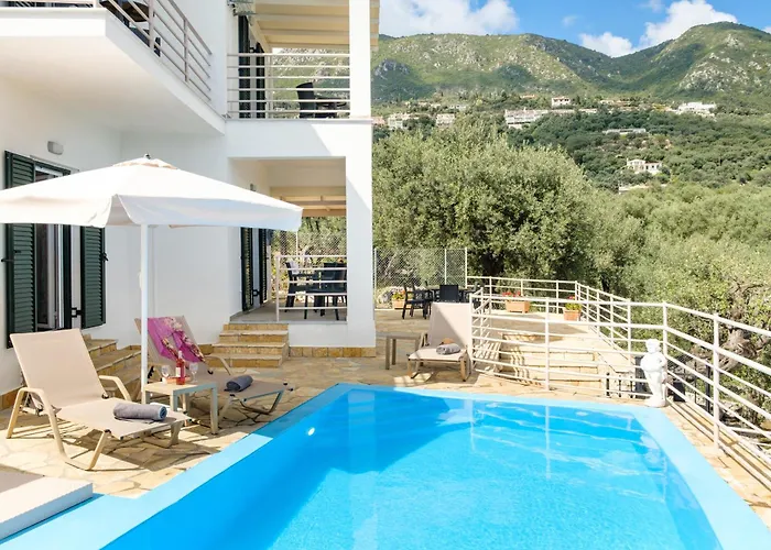 Elli Epavlis Private Pool Starlink Wifi Near Barbati וילה Spartylas